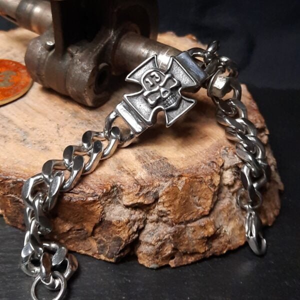 maltese cross iron cross skull stainless steel bracelet