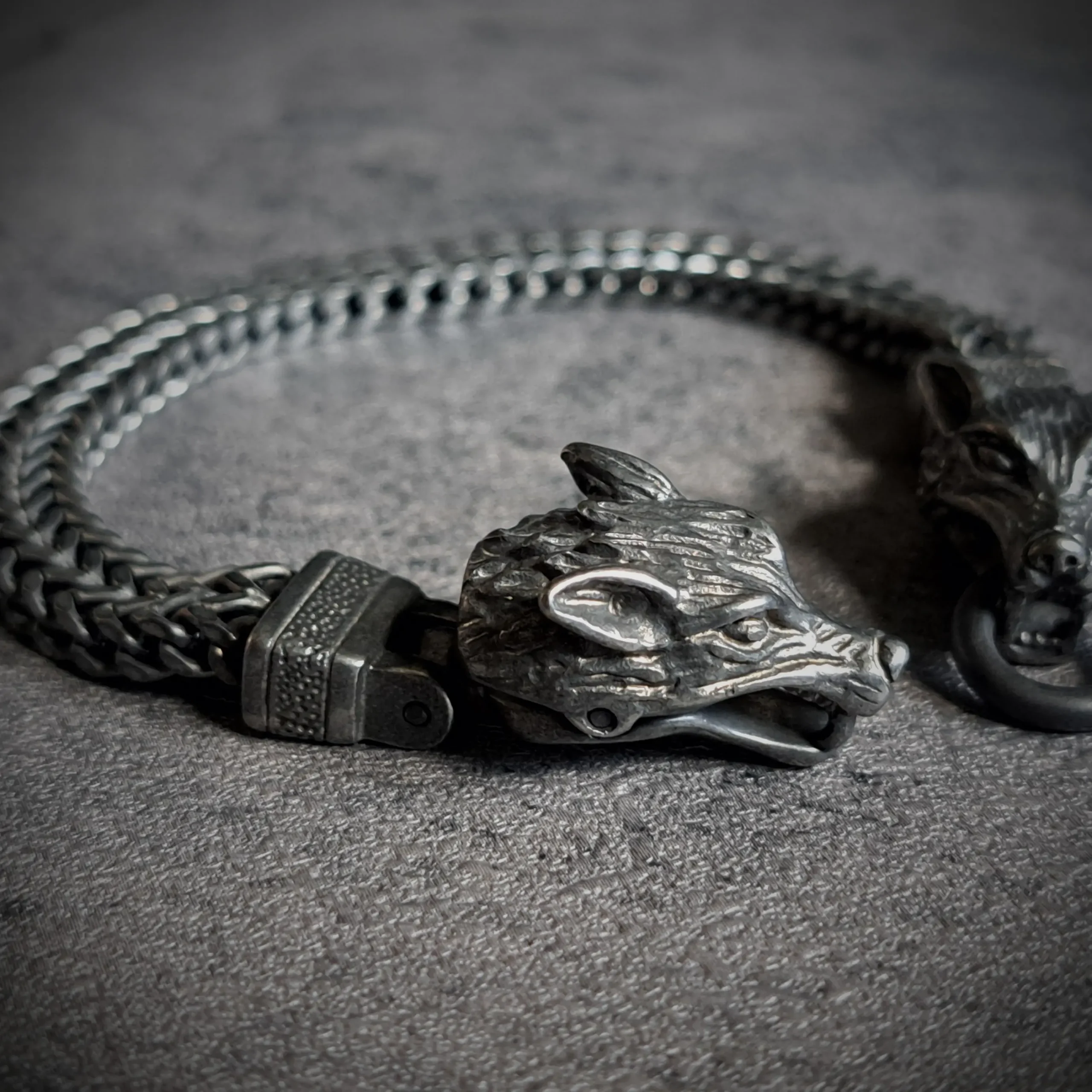Wolf Head 316L Stainless Steel Bracelet – Braided Chain | Rat-Ryder® 3 316L stainless steel wolf head biker bracelet